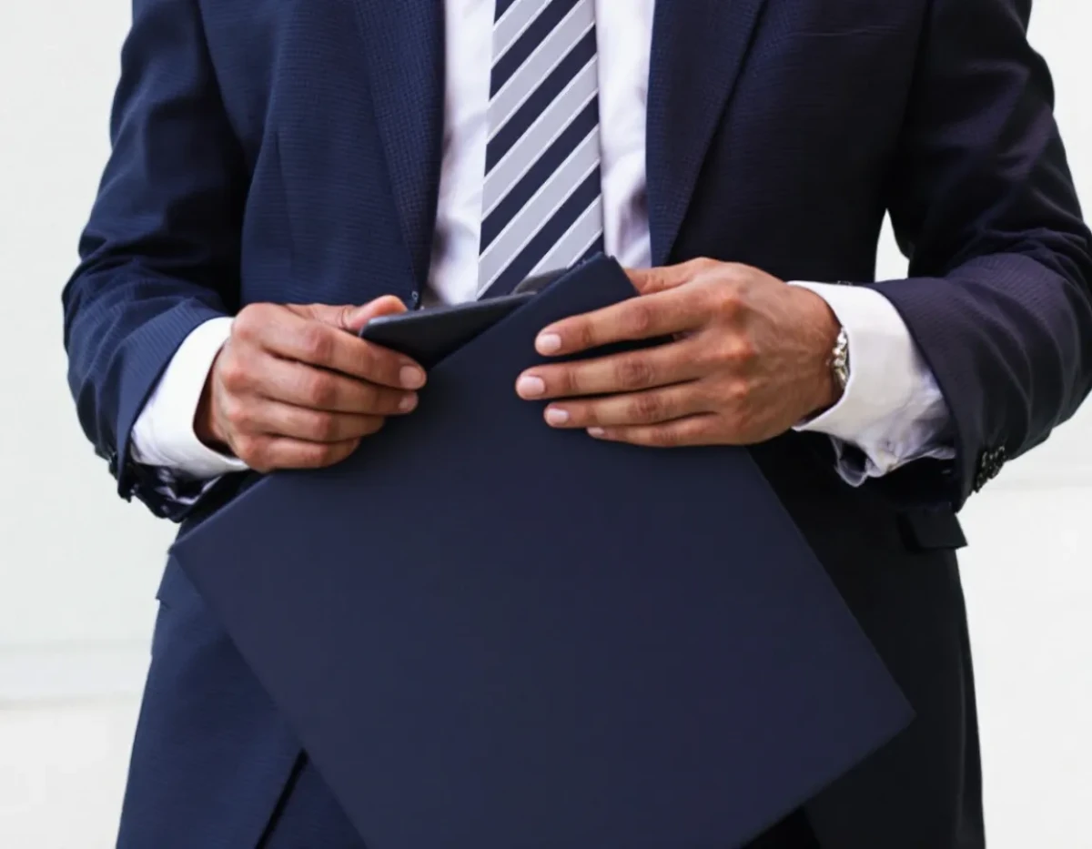 Évaluation de la solvabilité des clients dans l'immobilier : Techniques et conseils pour minimiser les risques