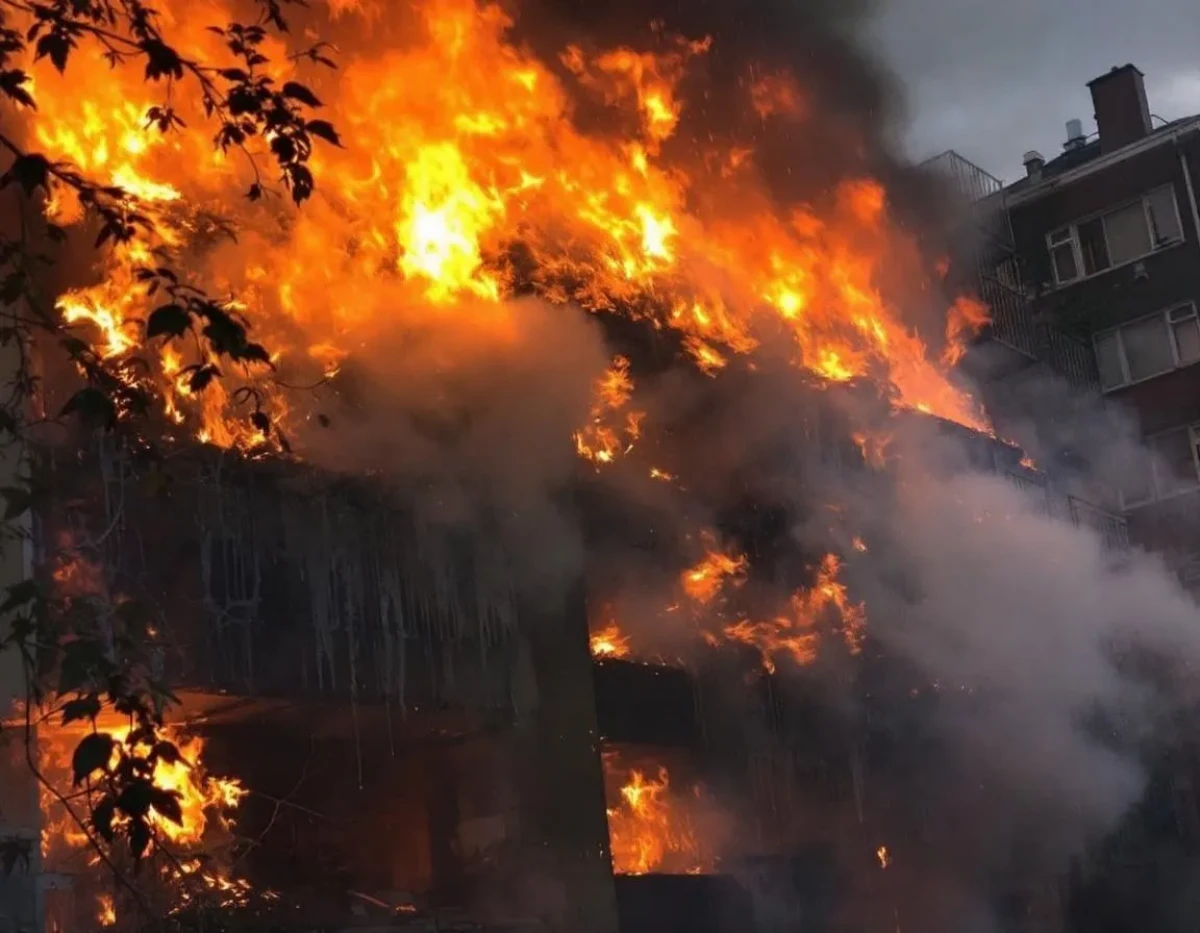 Responsabilité en cas d'incendie dans un immeuble locatif : éclairage juridique essentiel